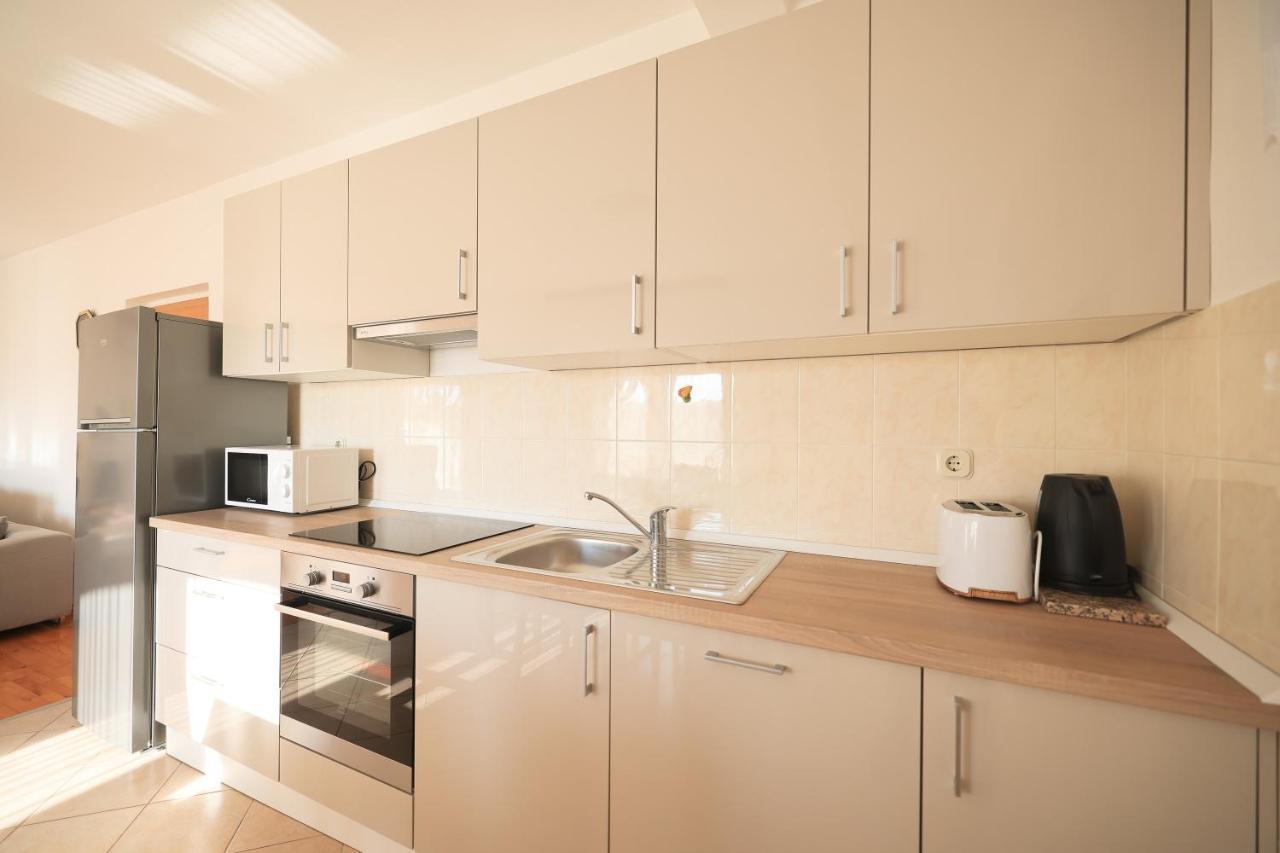 Apartments Ana بيتريتْشاني المظهر الخارجي الصورة