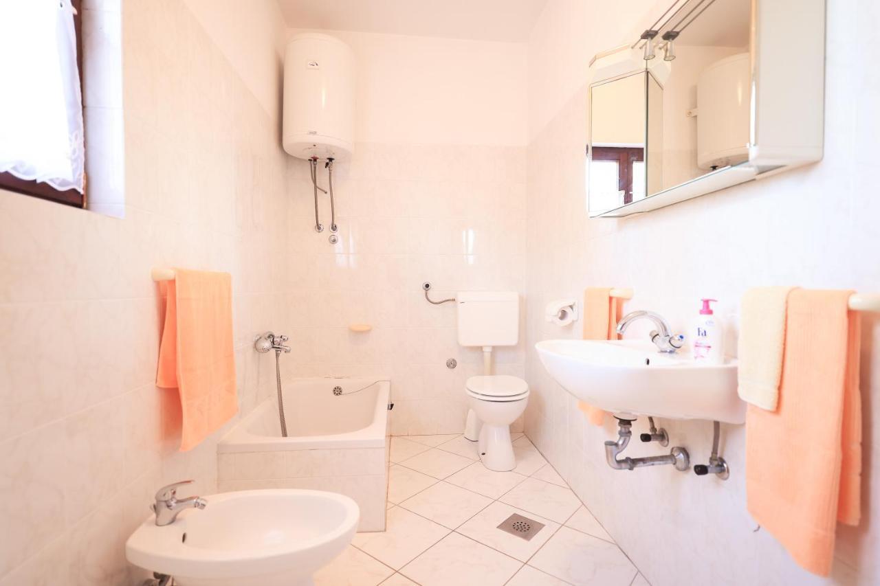 Apartments Ana بيتريتْشاني المظهر الخارجي الصورة