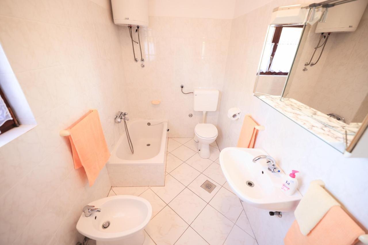 Apartments Ana بيتريتْشاني المظهر الخارجي الصورة