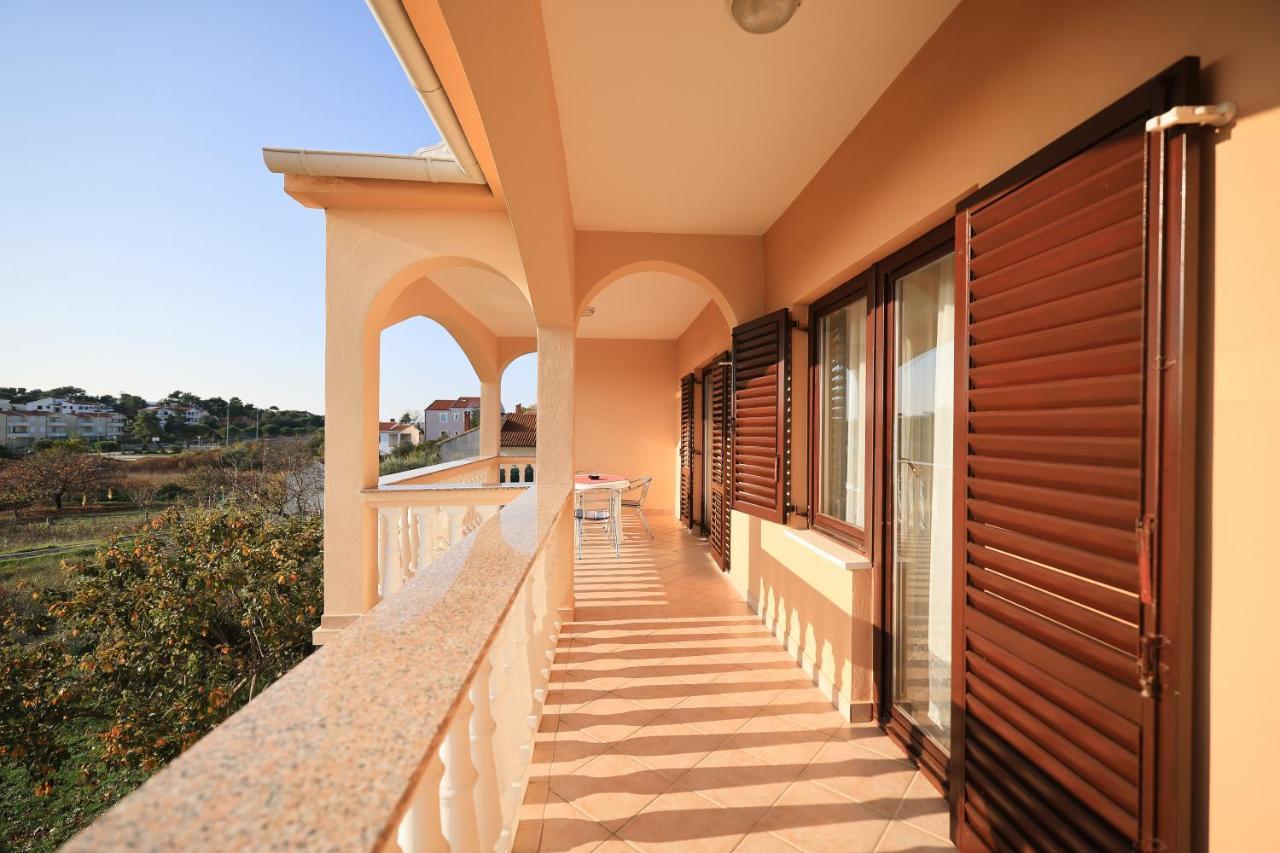 Apartments Ana بيتريتْشاني المظهر الخارجي الصورة
