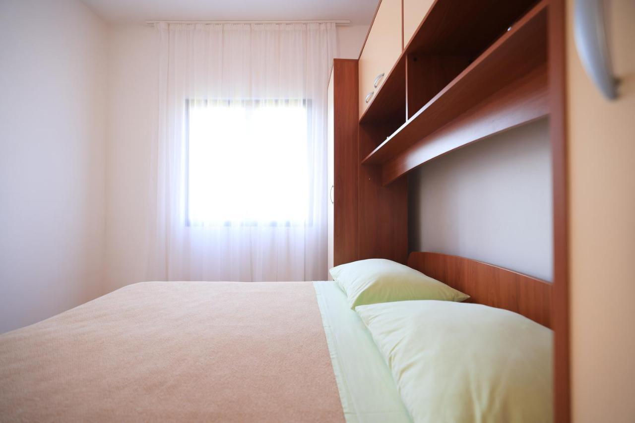 Apartments Ana بيتريتْشاني المظهر الخارجي الصورة