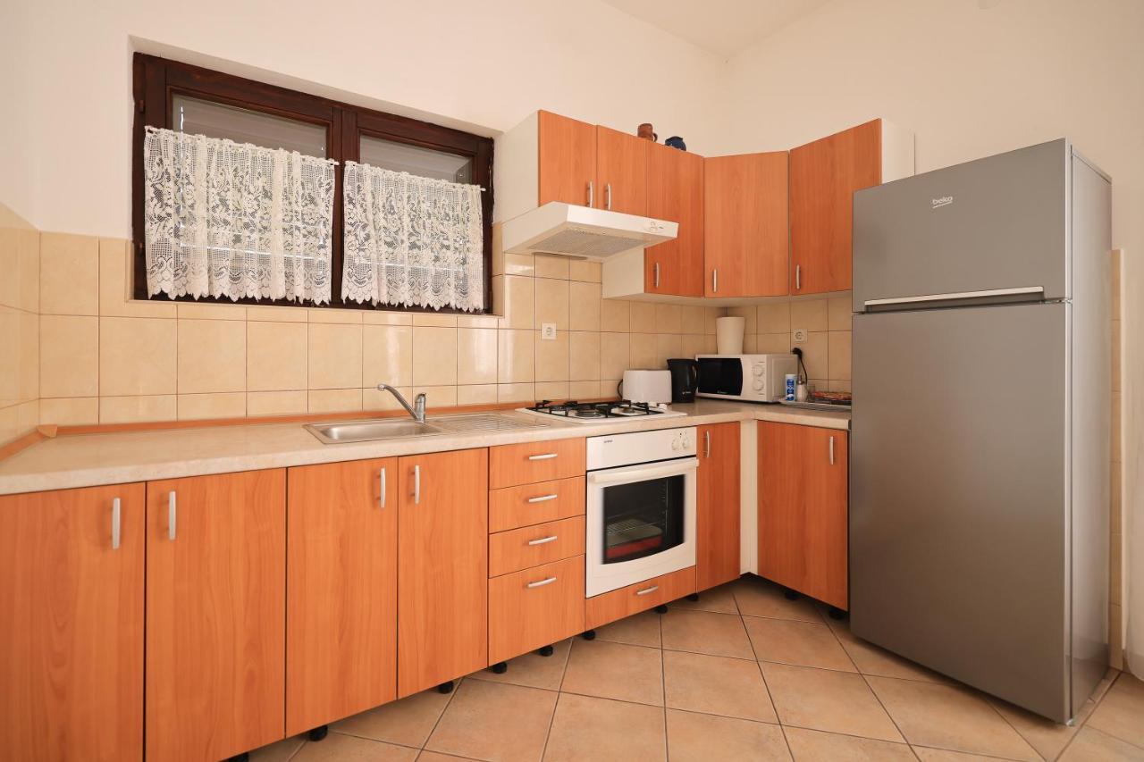 Apartments Ana بيتريتْشاني المظهر الخارجي الصورة