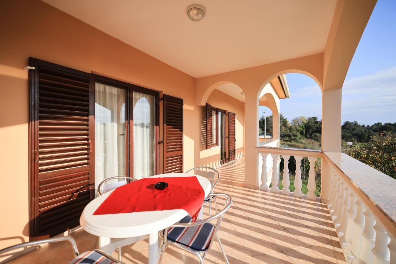 Apartments Ana بيتريتْشاني المظهر الخارجي الصورة