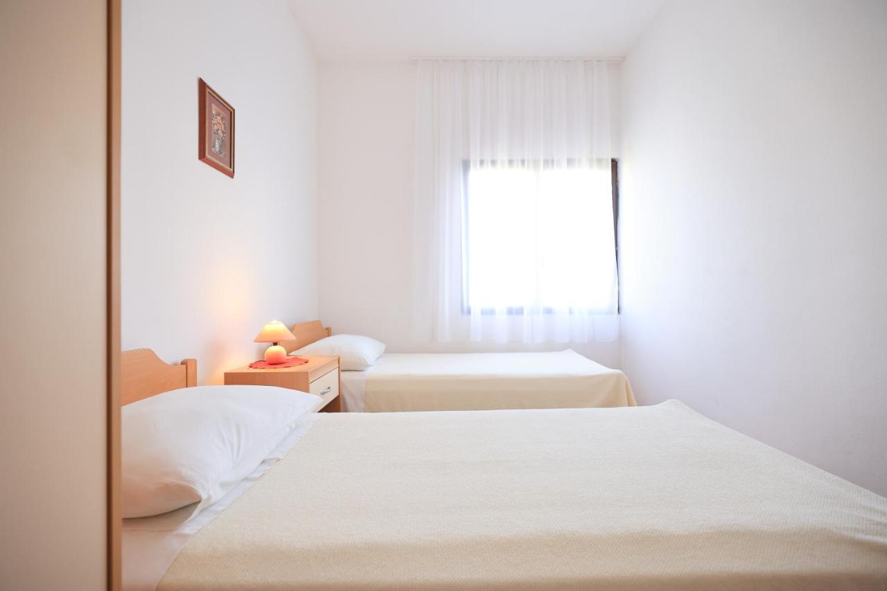 Apartments Ana بيتريتْشاني المظهر الخارجي الصورة