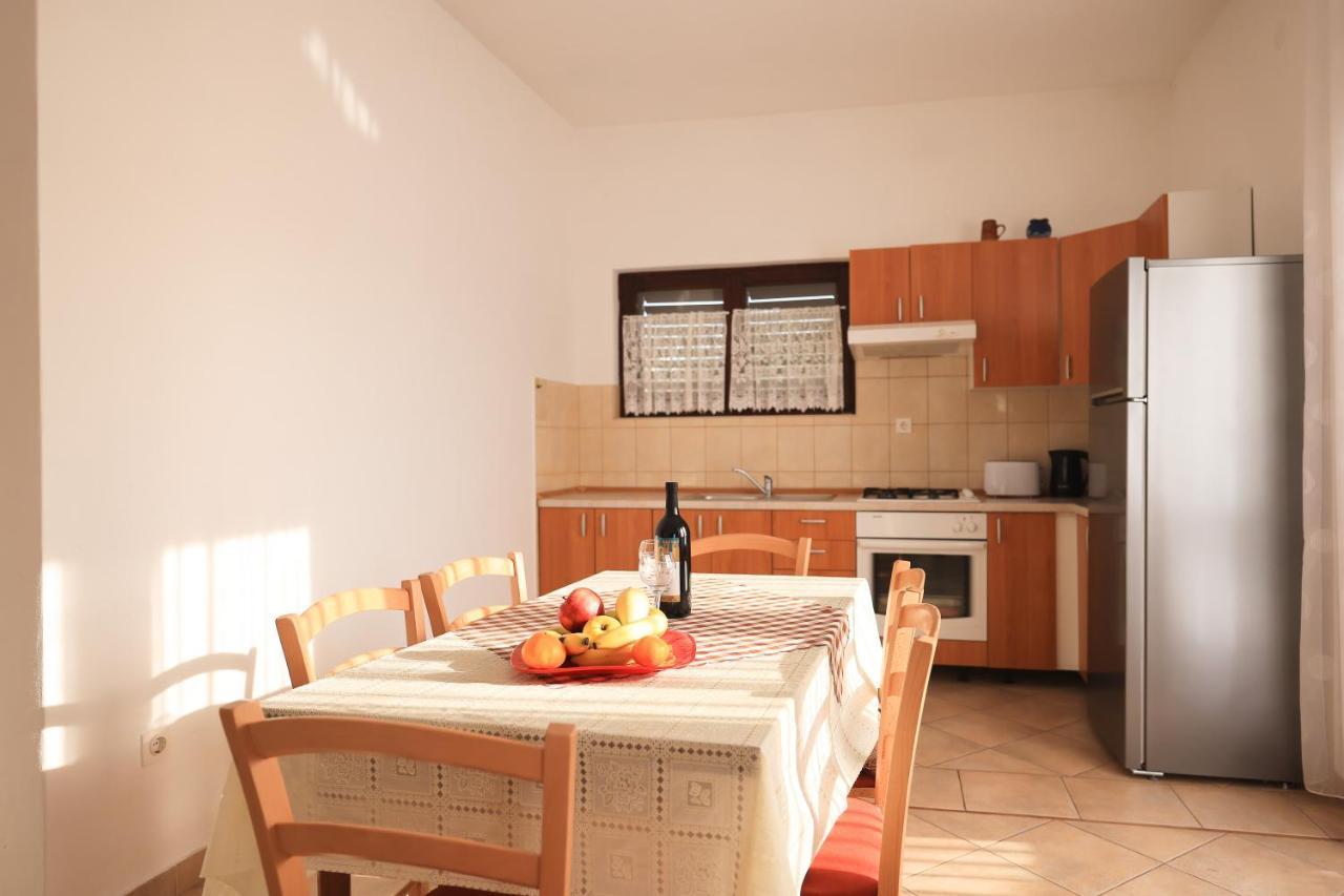 Apartments Ana بيتريتْشاني المظهر الخارجي الصورة